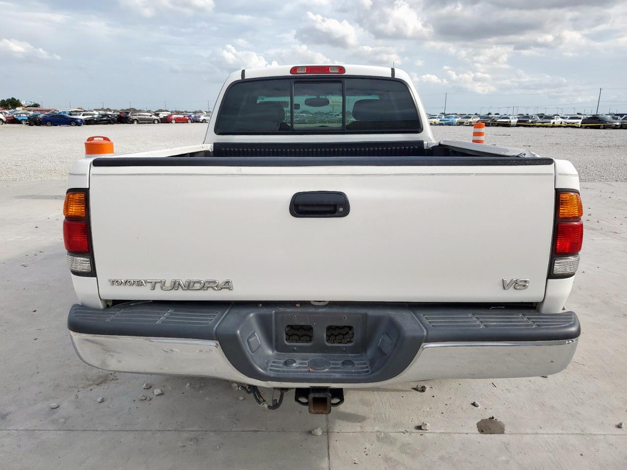 2000 Toyota Tundra Access Cab VIN: 5TBRT3418YS124795 Lot: 63439475