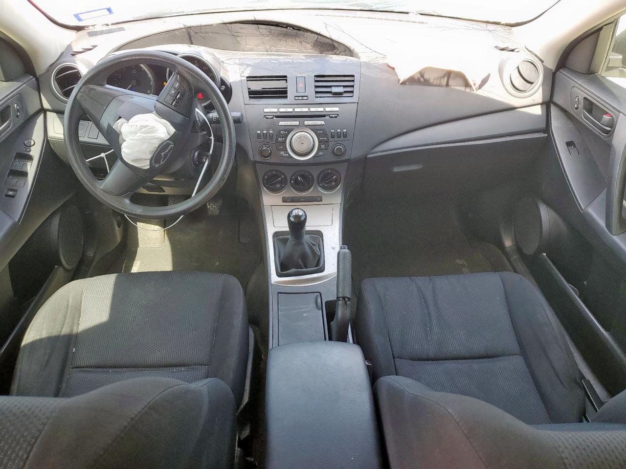 2011 Mazda 3 I VIN: JM1BL1UG1B1364986 Lot: 64319615