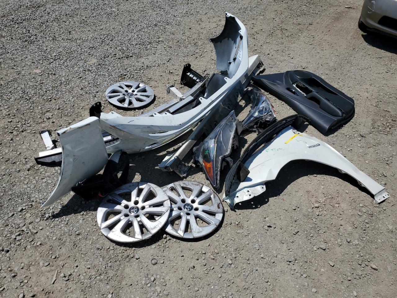 2017 Toyota Prius VIN: JTDKBRFU7H3035369 Lot: 64307425