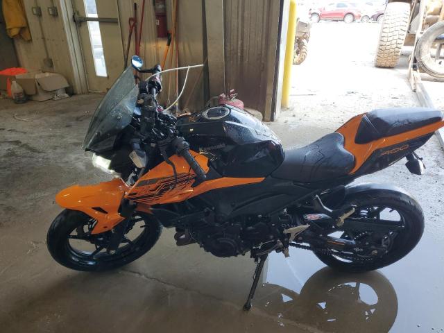  KAWASAKI ER400 D 2020 Два тони