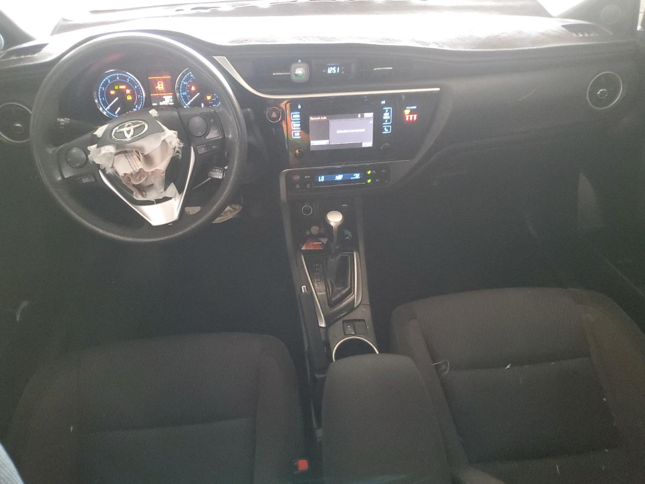 5yfburhe3jp775787 5YFBURHE3JP775787 2018 Toyota Corolla L