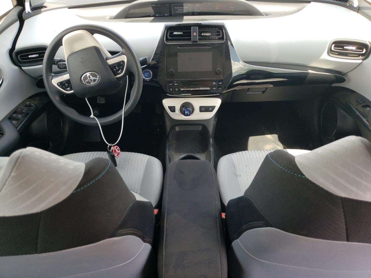 2018 Toyota Prius VIN: JTDKBRFUXJ3063463 Lot: 65644885