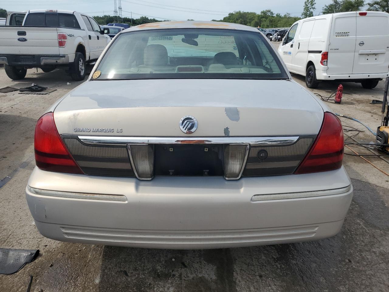 2008 Mercury Grand Marquis Ls VIN: 2MEFM75V08X647344 Lot: 64402315