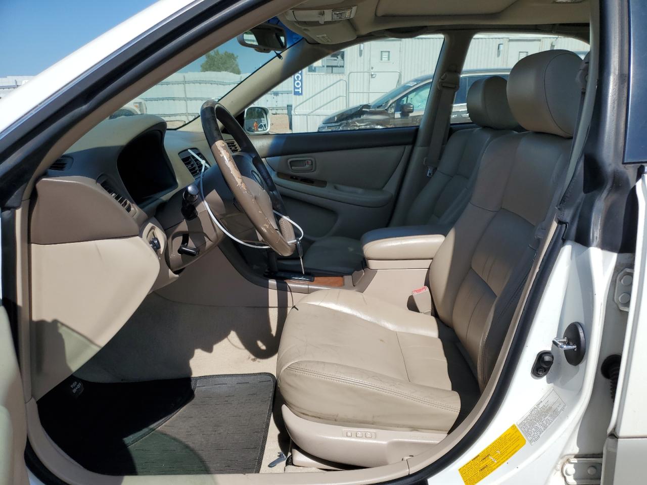 jt8bf28g3y5101762 JT8BF28G3Y5101762 2000 Lexus Es 300