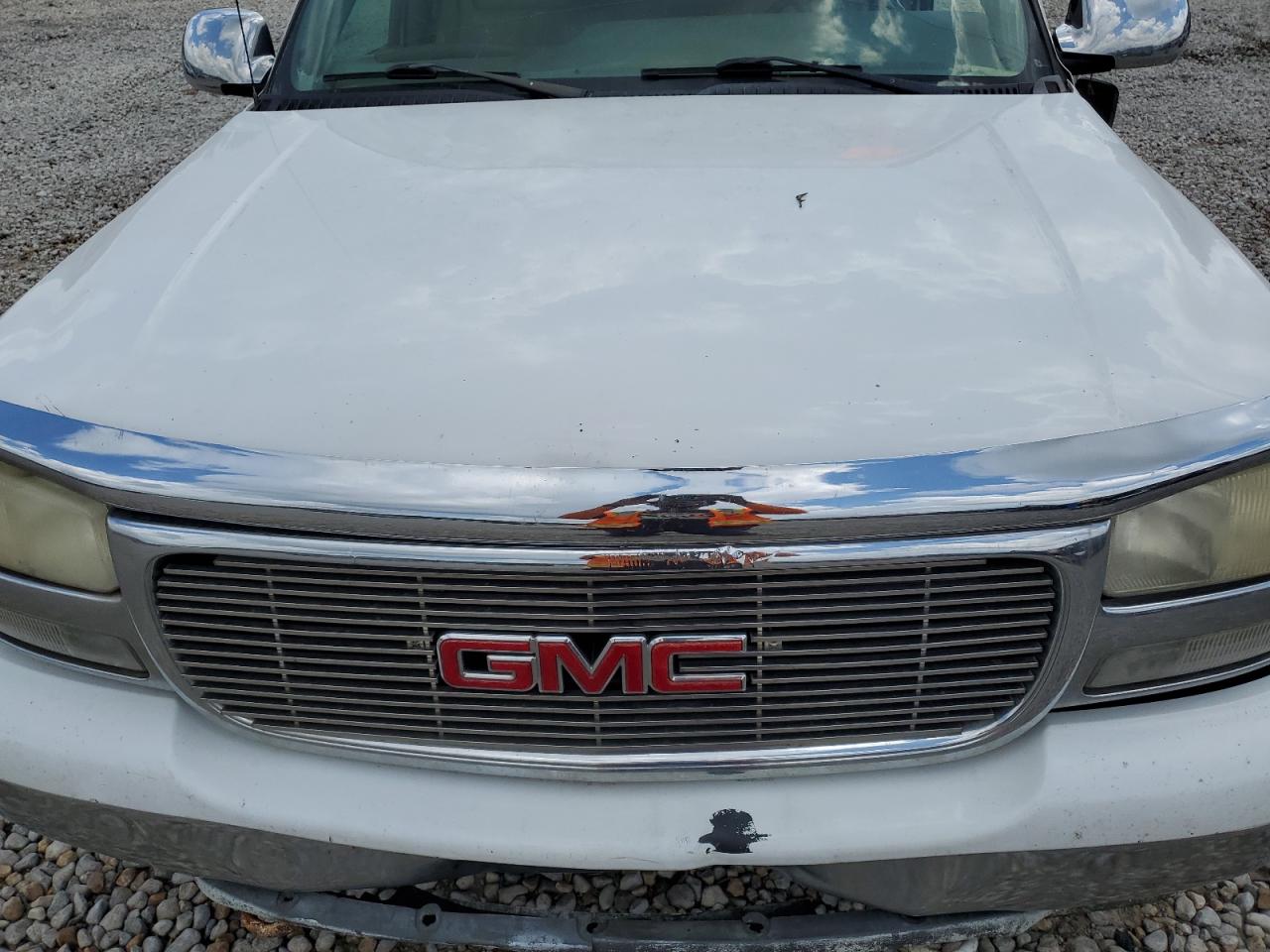 2000 GMC Yukon Xl C1500 VIN: 3GKEC16T0YG200800 Lot: 63770675