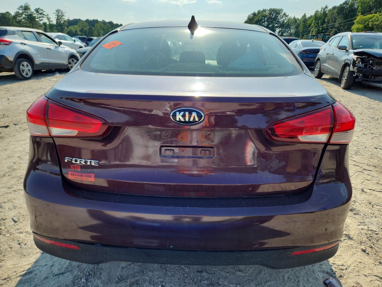 2017 Kia Forte Lx VIN: 3KPFK4A7XHE143855 Lot: 64188415