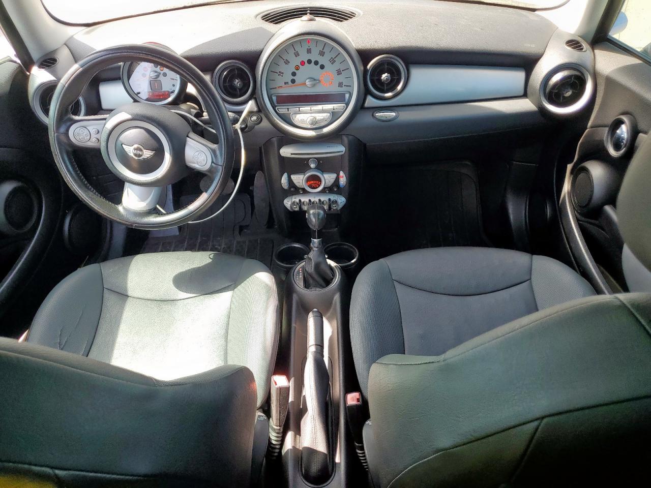 2010 Mini Cooper VIN: WMWMF3C51ATZ62345 Lot: 66712495