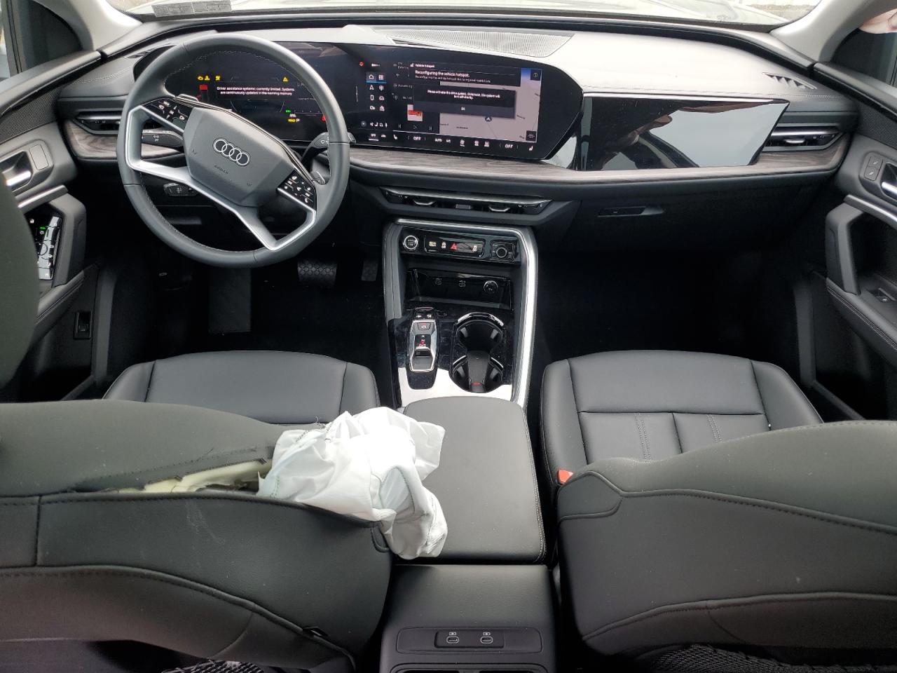 2025 Audi Q5 Premium VIN: WA11AAGU1S2016340 Lot: 64670775