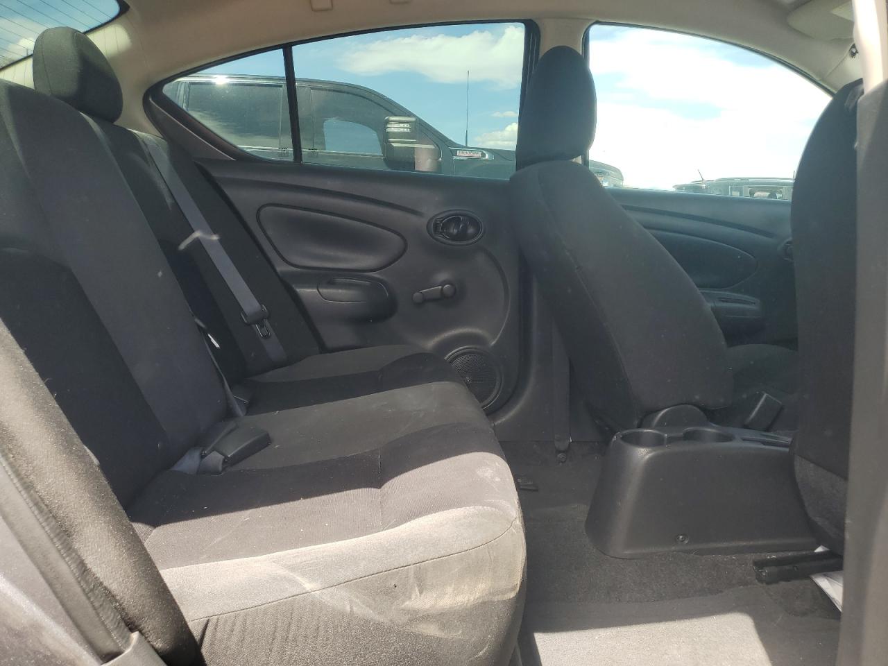 2018 Nissan Versa S VIN: 3N1CN7AP7JL824832 Lot: 63057805