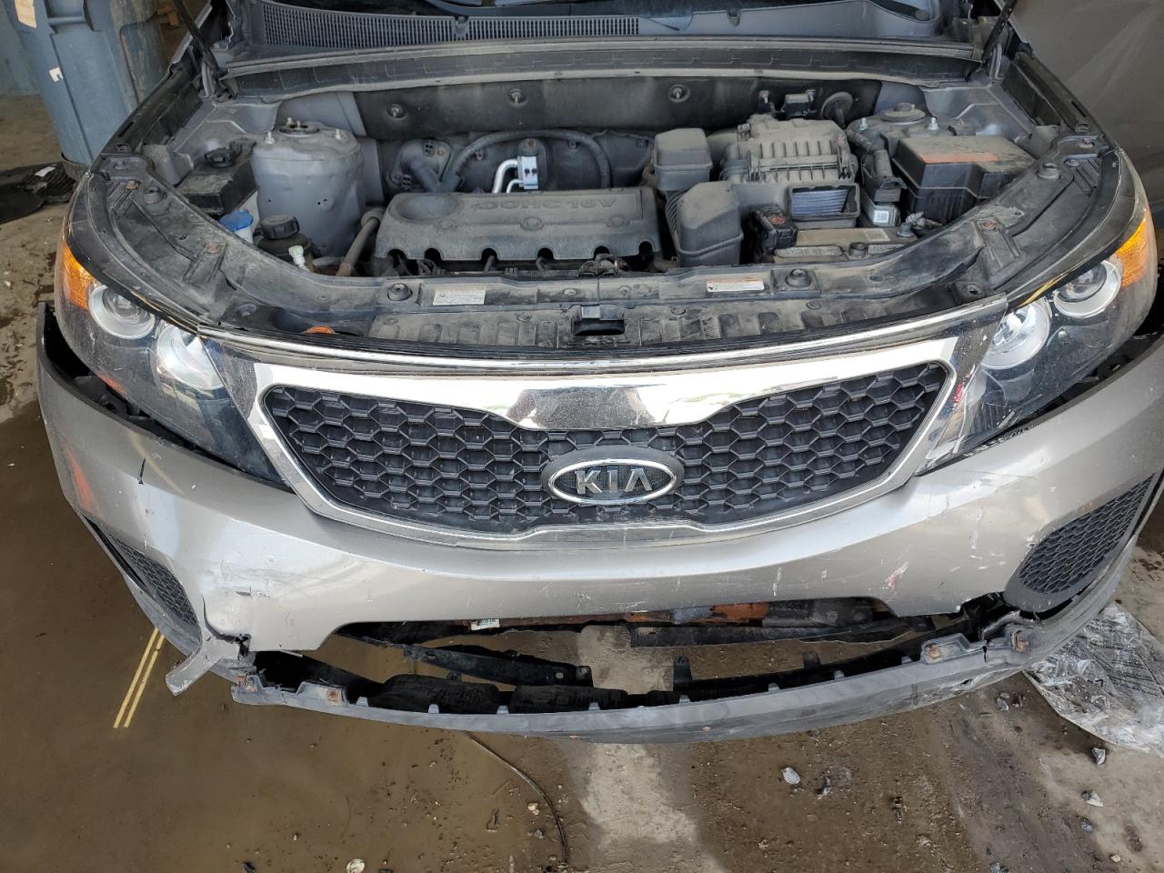 2012 Kia Sorento Base VIN: 5XYKT3A16CG214112 Lot: 64049465