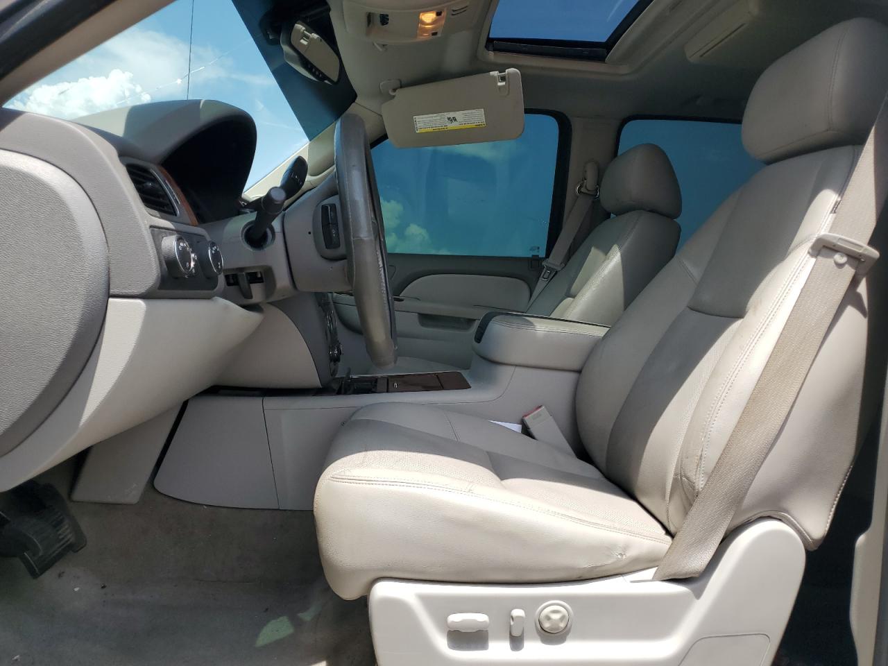 2011 Chevrolet Avalanche Ltz VIN: 3GNTKGE3XBG323125 Lot: 63481755