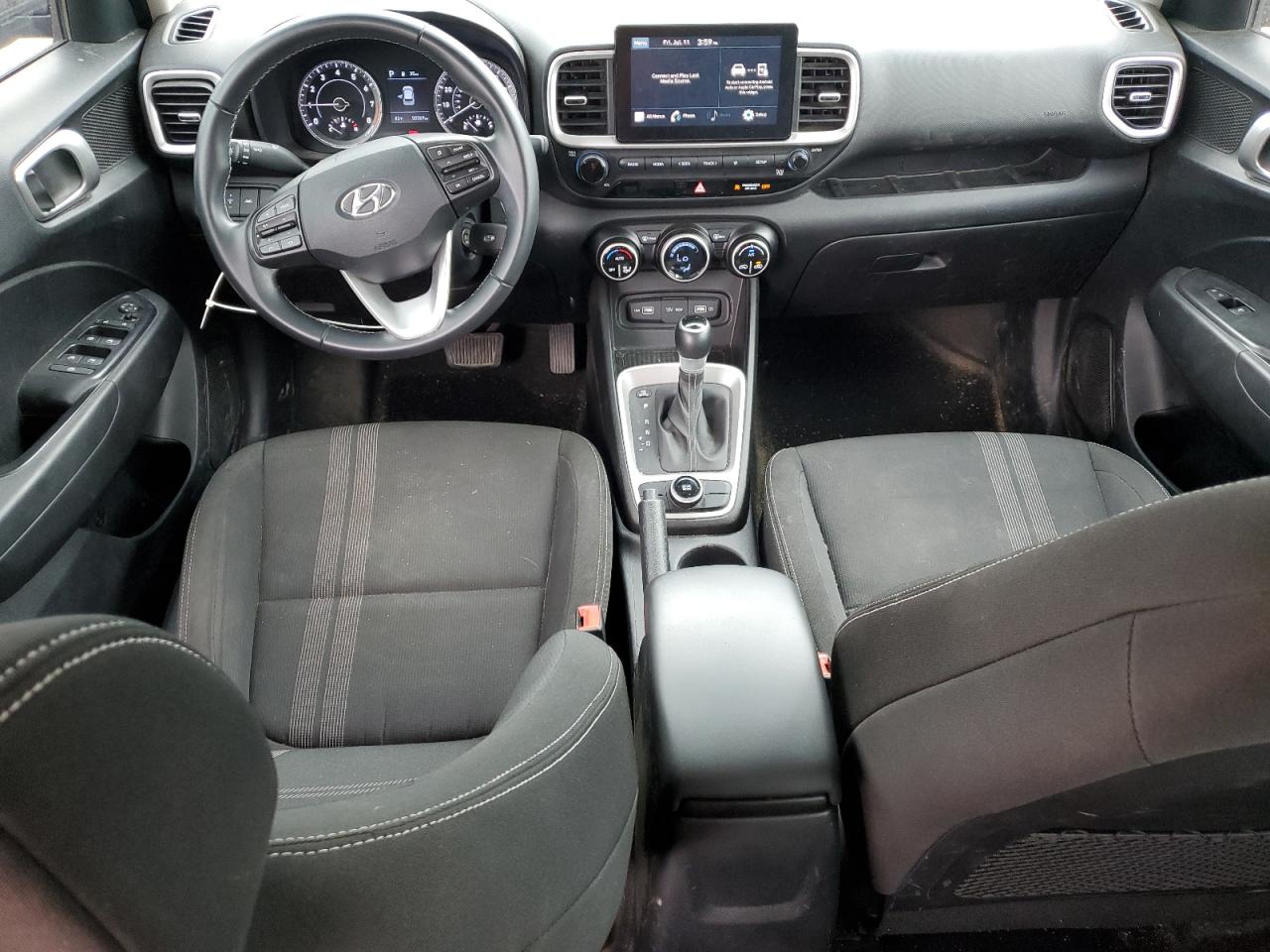 2022 Hyundai Venue Sel VIN: KMHRC8A33NU141422 Lot: 63744515
