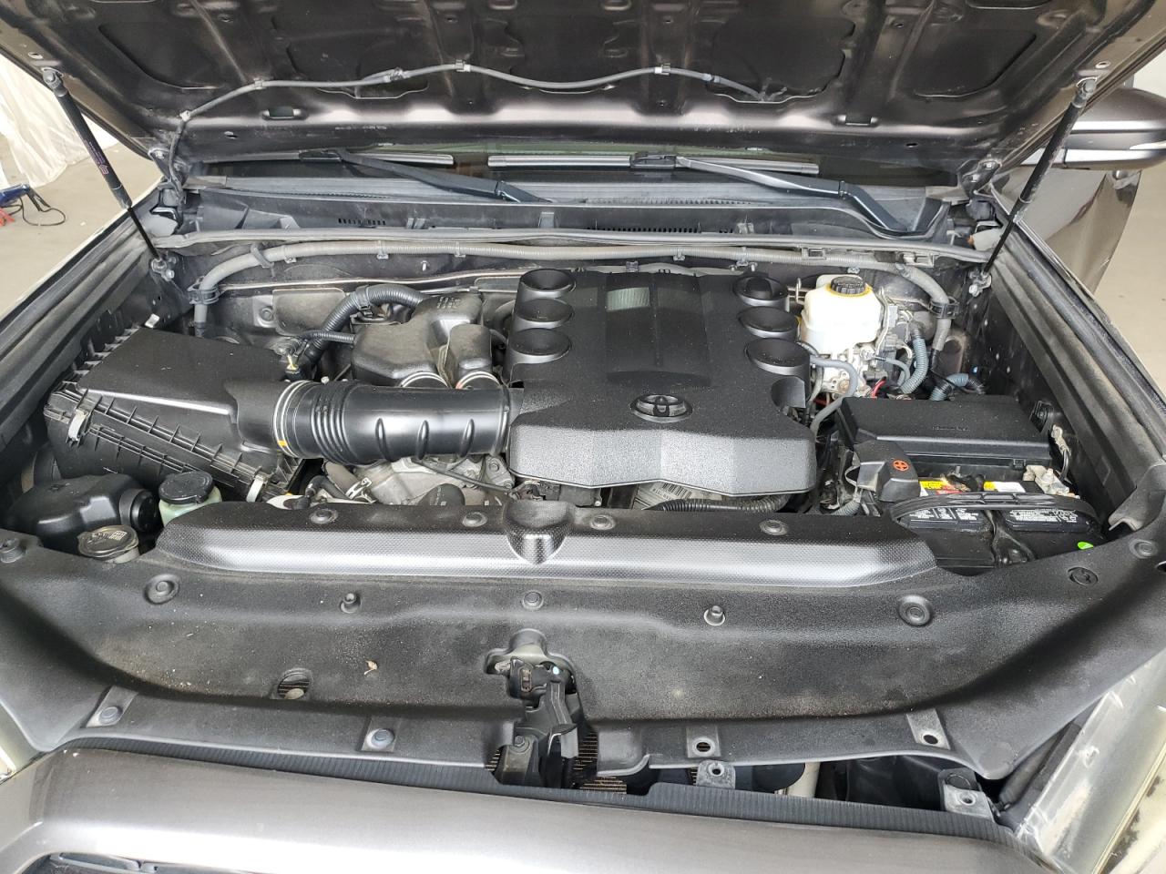 2014 Toyota 4Runner Sr5 VIN: JTEBU5JR4E5191435 Lot: 64203235
