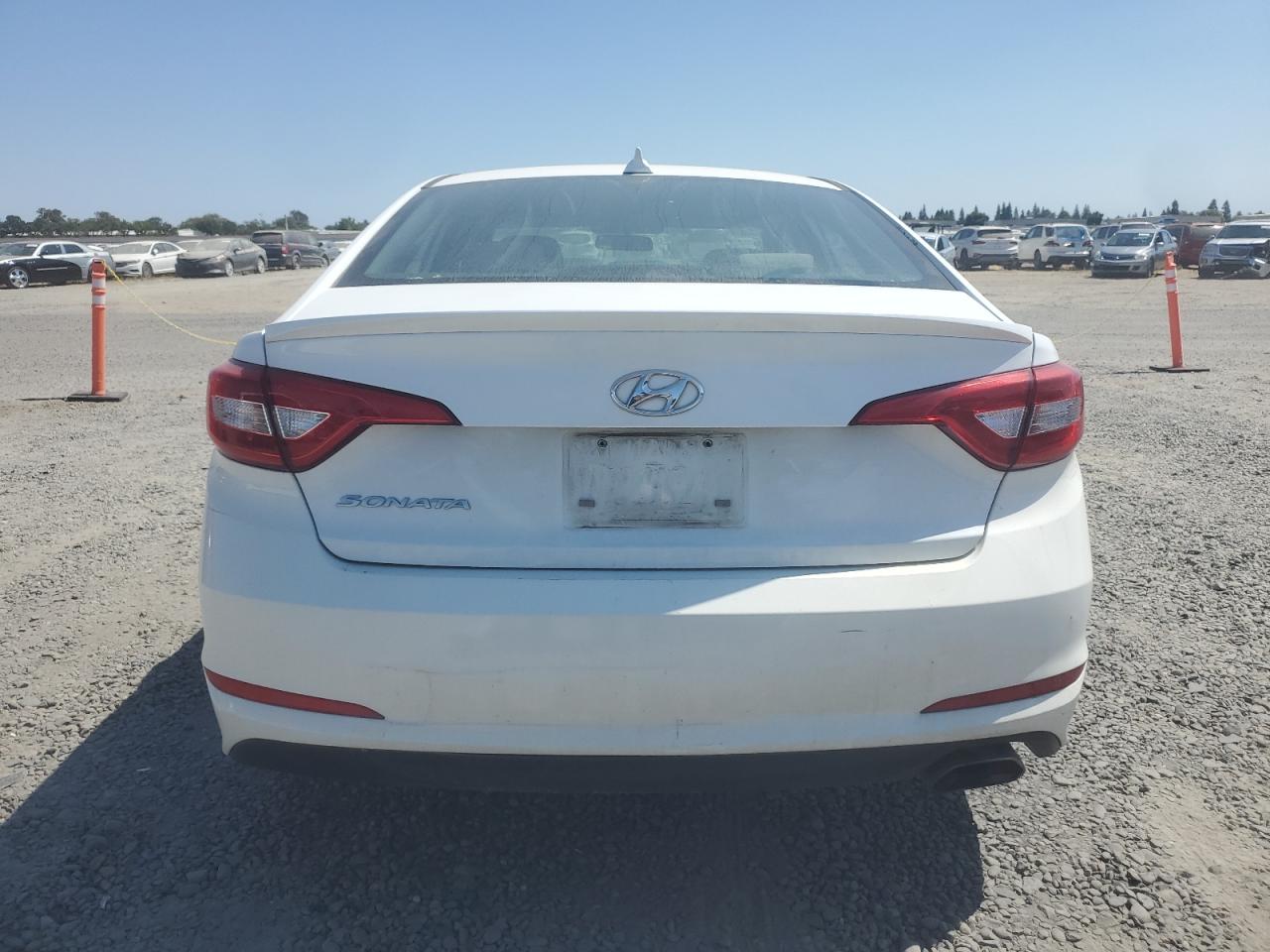 2017 Hyundai Sonata Se VIN: 5NPE24AF1HH592971 Lot: 64702095
