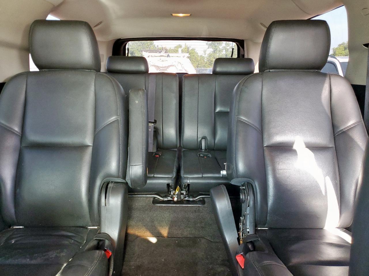 2013 GMC Yukon Xl Denali VIN: 1GKS1MEF2DR359821 Lot: 64888605