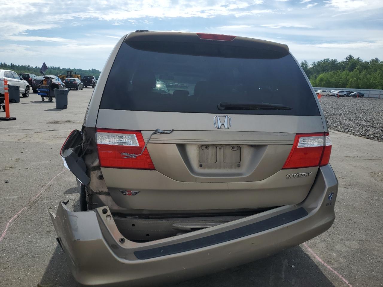 2005 Honda Odyssey Exl VIN: 5FNRL38735B129618 Lot: 63447935
