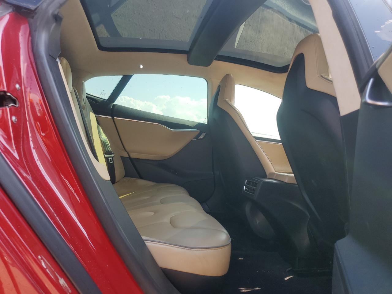 2013 Tesla Model S VIN: 5YJSA1DP1DFP13533 Lot: 64018795