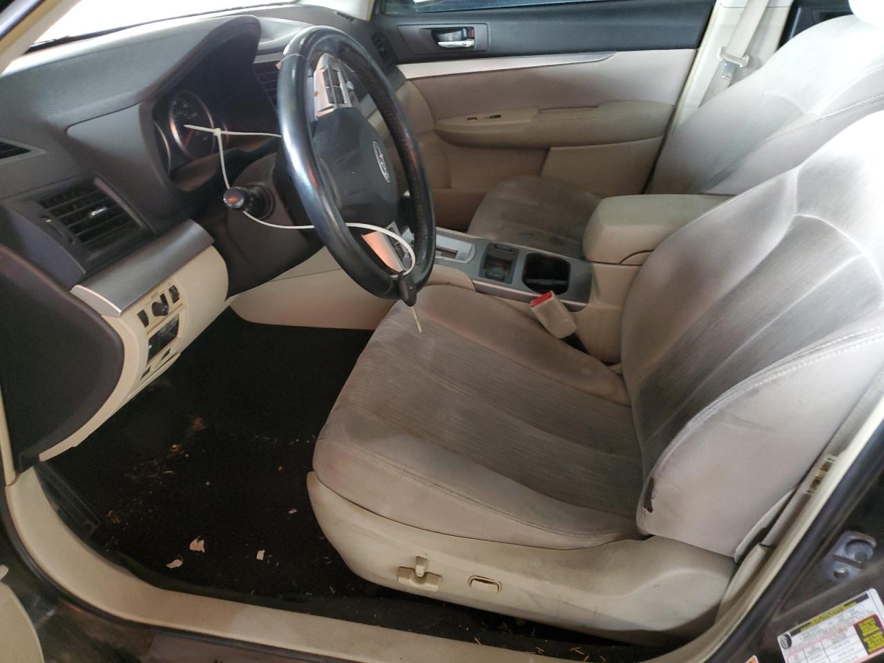 2014 Subaru Legacy 2.5I Premium VIN: 4S3BMBC64E3013333 Lot: 64892005