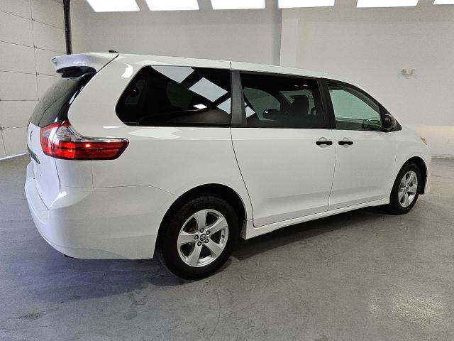  TOYOTA SIENNA 2020 Белы