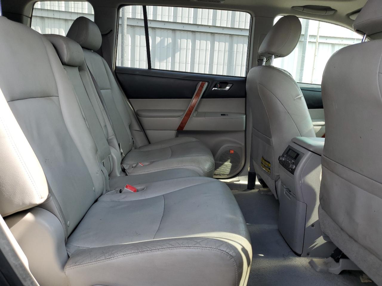 2008 Toyota Highlander Limited VIN: JTEDS42A982006450 Lot: 65479535