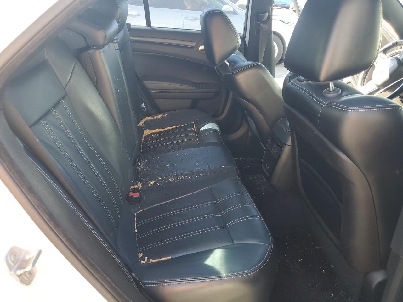2015 Chrysler 300 S VIN: 2C3CCABG1FH859885 Lot: 64139075