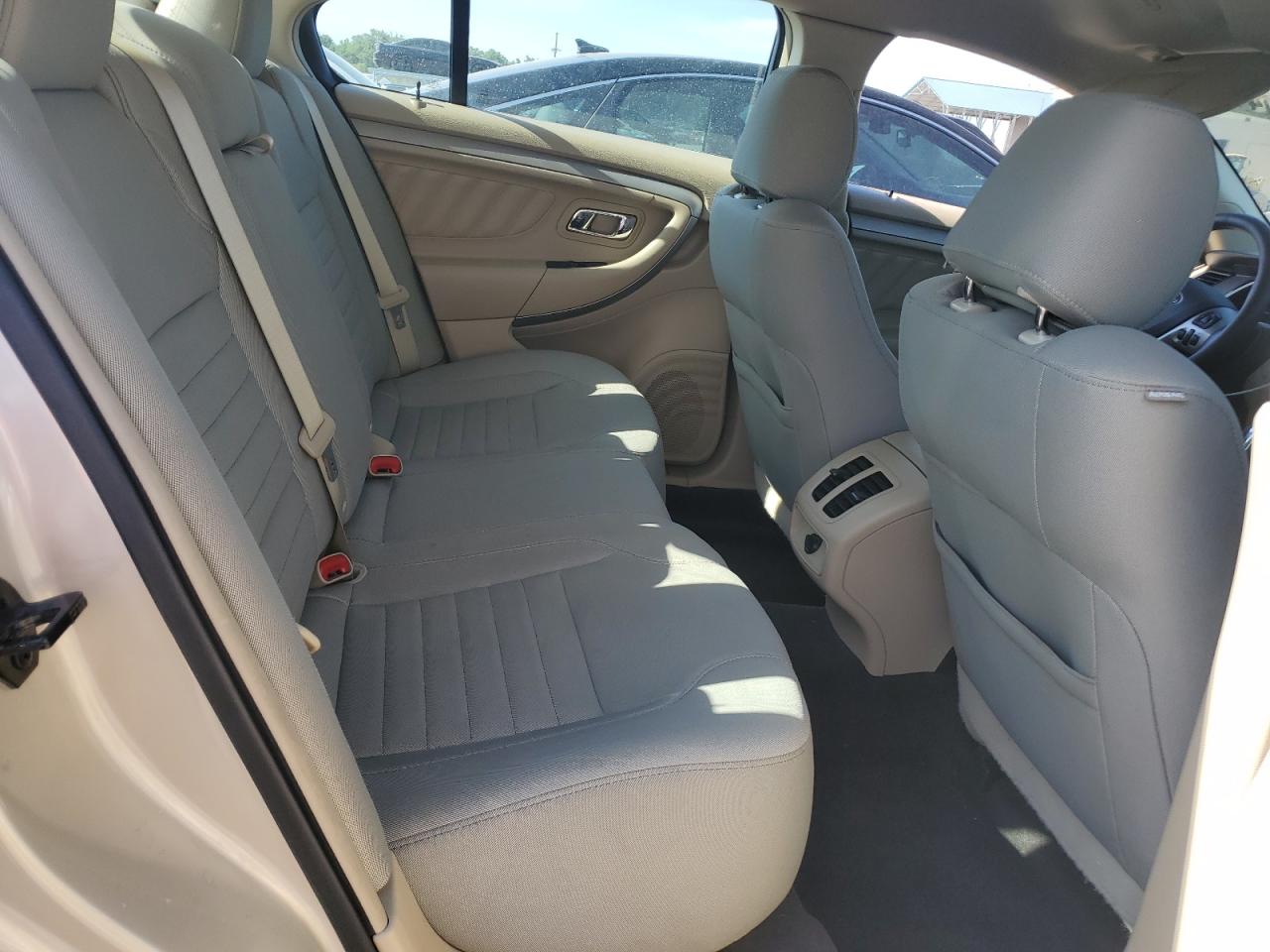 2018 Ford Taurus Se VIN: 1FAHP2D89JG105645 Lot: 64290415