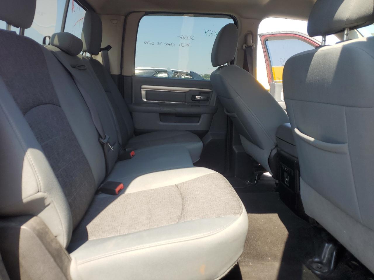 1c6rr7lm1fs679155 1C6RR7LM1FS679155 2015 Ram 1500 Slt