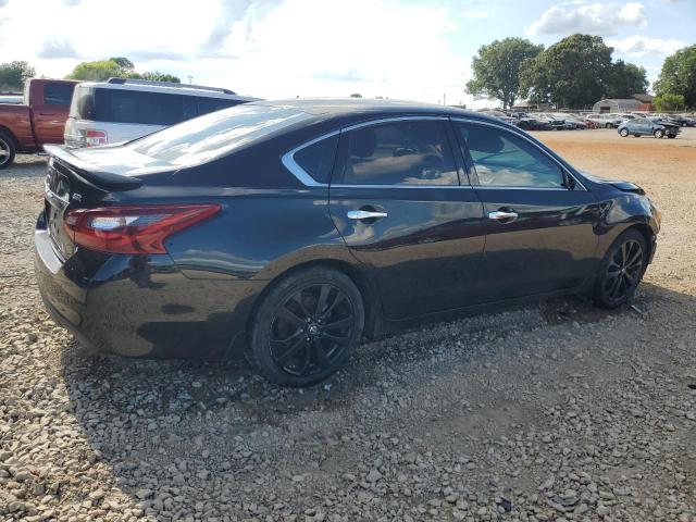  NISSAN ALTIMA 2017 Czarny