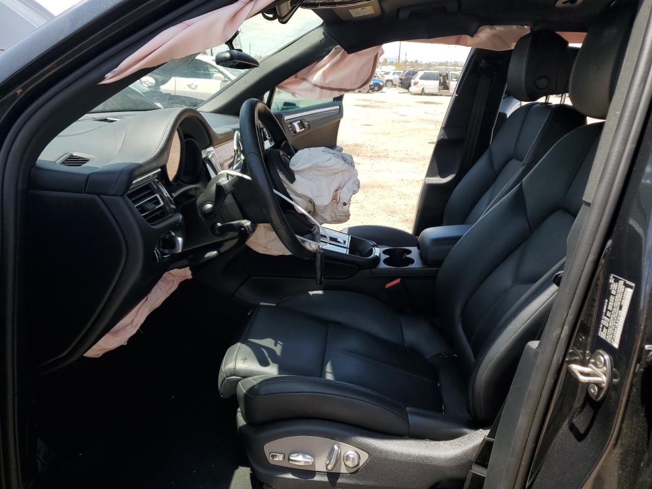 2024 Porsche Macan Base VIN: WP1AA2A51RLB15160 Lot: 64686685