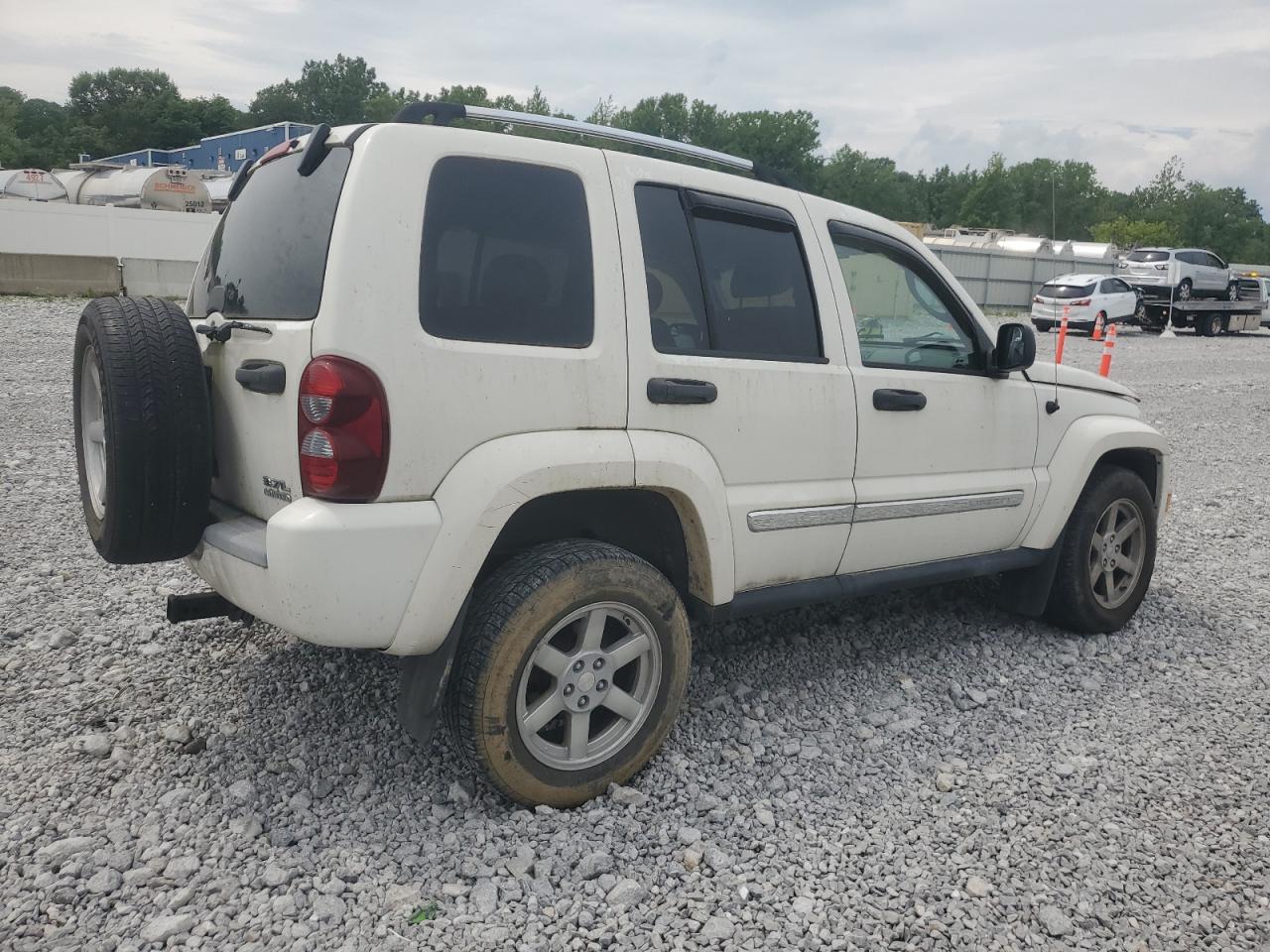 2005 Jeep Liberty Limited white null gas 1J4GL58K45W693615 photo #4