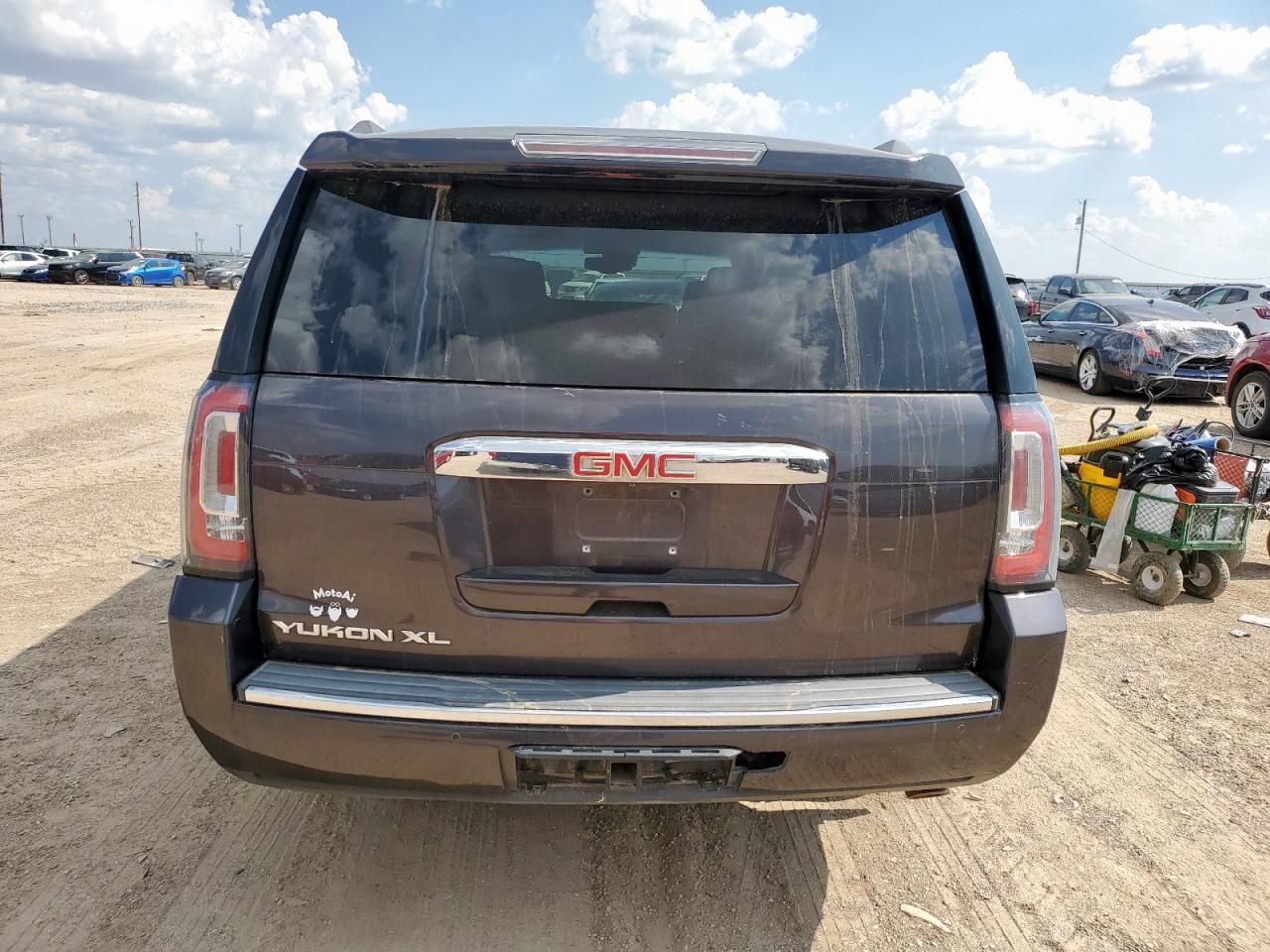 2015 GMC Yukon Xl Denali VIN: 1GKS2JKJ0FR309359 Lot: 65263425