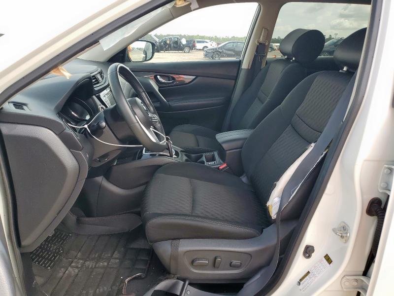 NISSAN ROGUE 2018 Biały