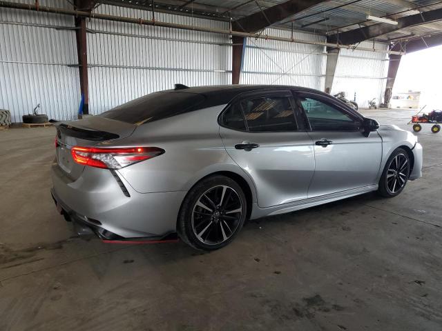  TOYOTA CAMRY 2018 Серебристый