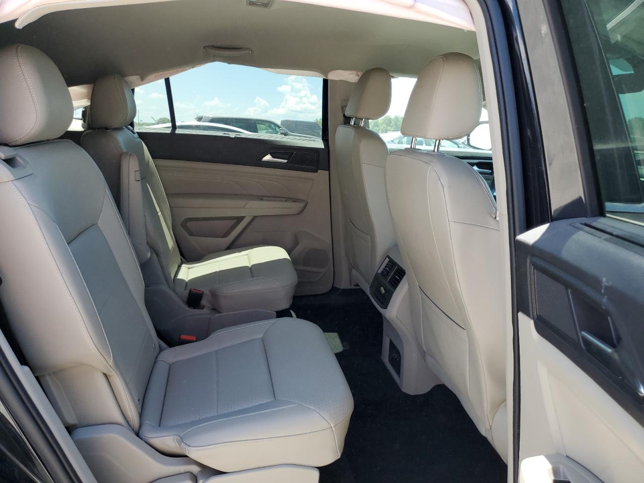 2022 Volkswagen Atlas Se VIN: 1V2WR2CA1NC505355 Lot: 65019435