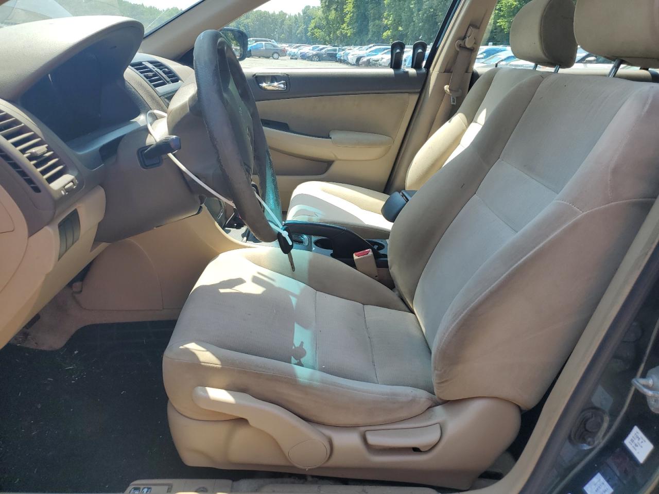 2004 Honda Accord Lx VIN: 1HGCM56384A152447 Lot: 63425995