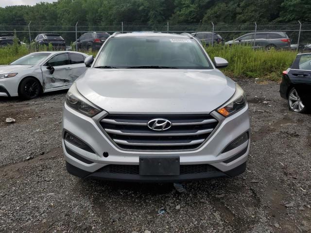  HYUNDAI TUCSON 2018 Серебристый
