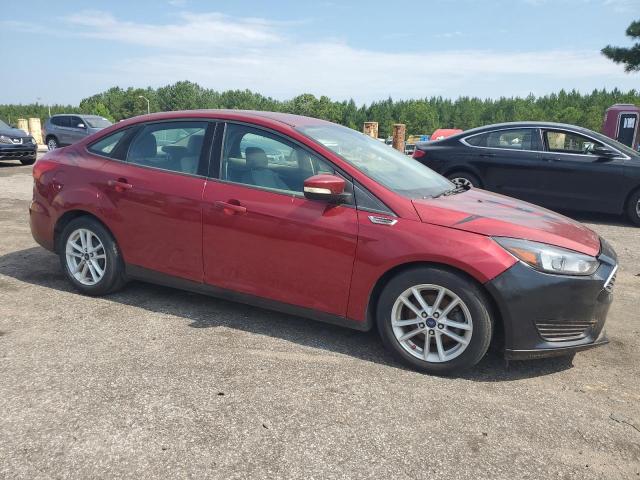  FORD FOCUS 2015 Красный