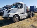 2015 VOLVO VN VNL   à vendre chez Copart CA - SACRAMENTO
