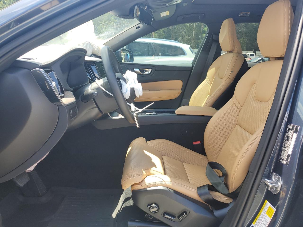 2021 Volvo Xc60 T5 Inscription VIN: YV4102DL8M1875831 Lot: 65563445
