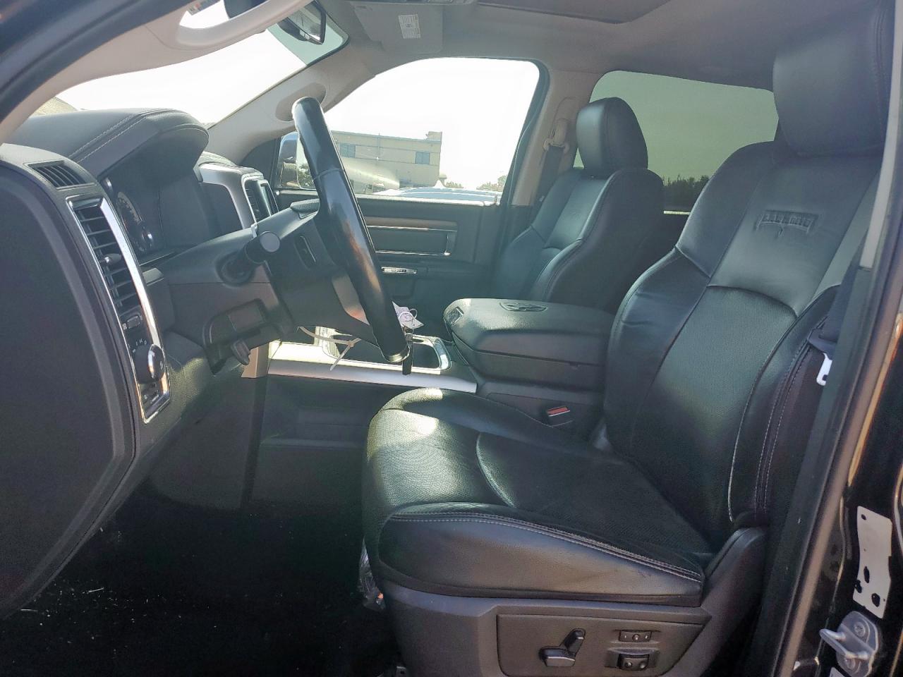2016 Ram 2500 Laramie VIN: 3C6UR5FL3GG260315 Lot: 63710485