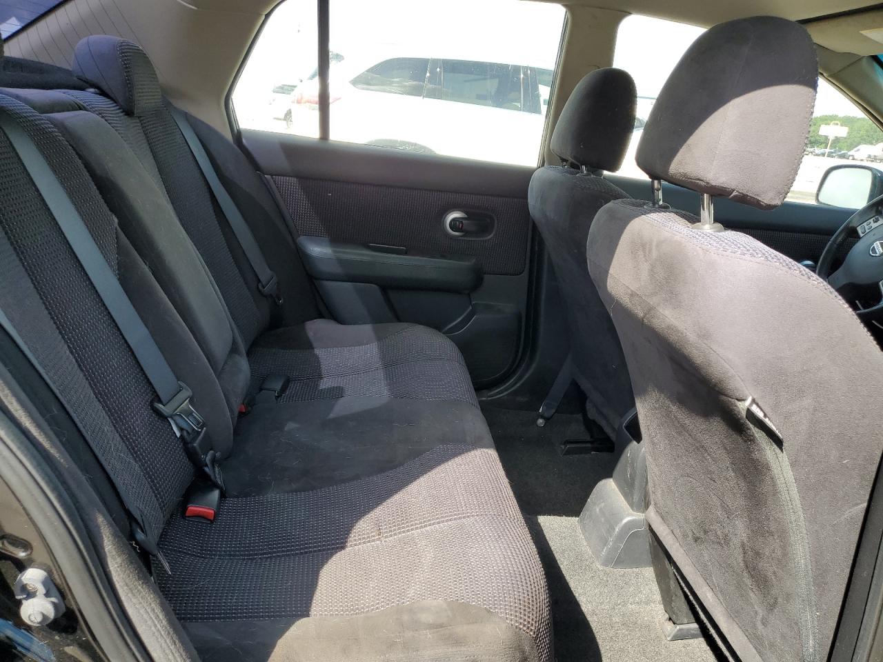 2010 Nissan Versa S VIN: 3N1BC1AP1AL369524 Lot: 64553285