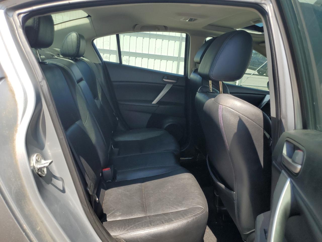 2012 Mazda 3 S VIN: JM1BL1W63C1517776 Lot: 65839325