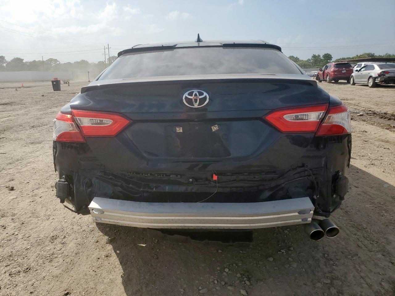 2020 Toyota Camry Se VIN: 4T1M11AKXLU325123 Lot: 64248475