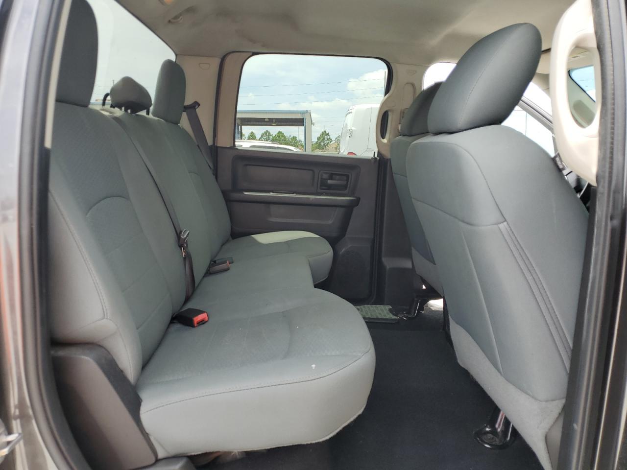 2018 Ram 3500 St VIN: 3C63R2CL7JG221653 Lot: 63474085