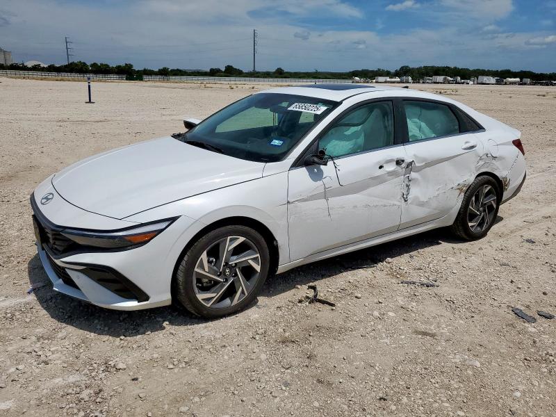  HYUNDAI ELANTRA 2024 Белы