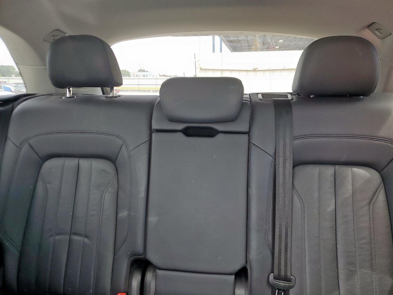 2018 Audi Q5 Premium Plus VIN: WA1BNAFY3J2240477 Lot: 63225405