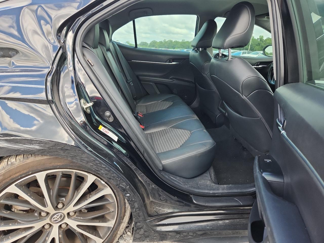 2019 Toyota Camry L VIN: 4T1B11HK0KU211126 Lot: 64989735