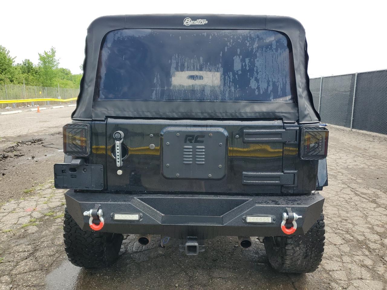 2010 Jeep Wrangler Unlimited Sahara VIN: 1J4HA5H17AL112766 Lot: 63995565