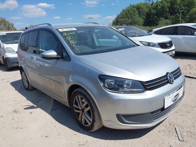 2013 VOLKSWAGEN TOURAN SE