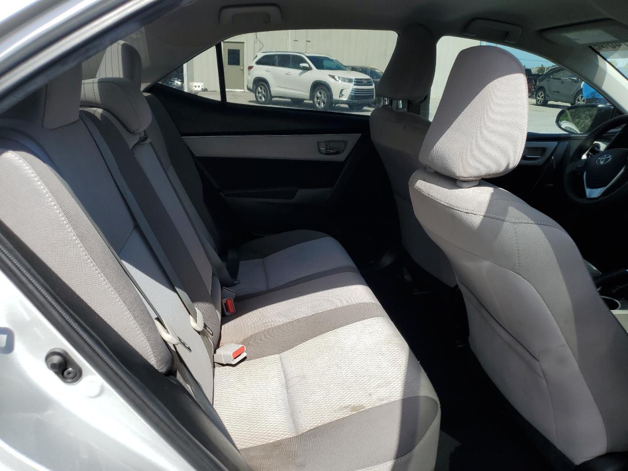 2017 Toyota Corolla L VIN: 5YFBURHE8HP729205 Lot: 65197405
